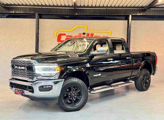 RAM 2500 6.7 I6 TURBO DIESEL LARAMIE CD 4X4 AUTOMÁTICO RAM 2500 6.7 I6 TURBO DIESEL LARAMIE CD 4X4 AUTOMÁTICO